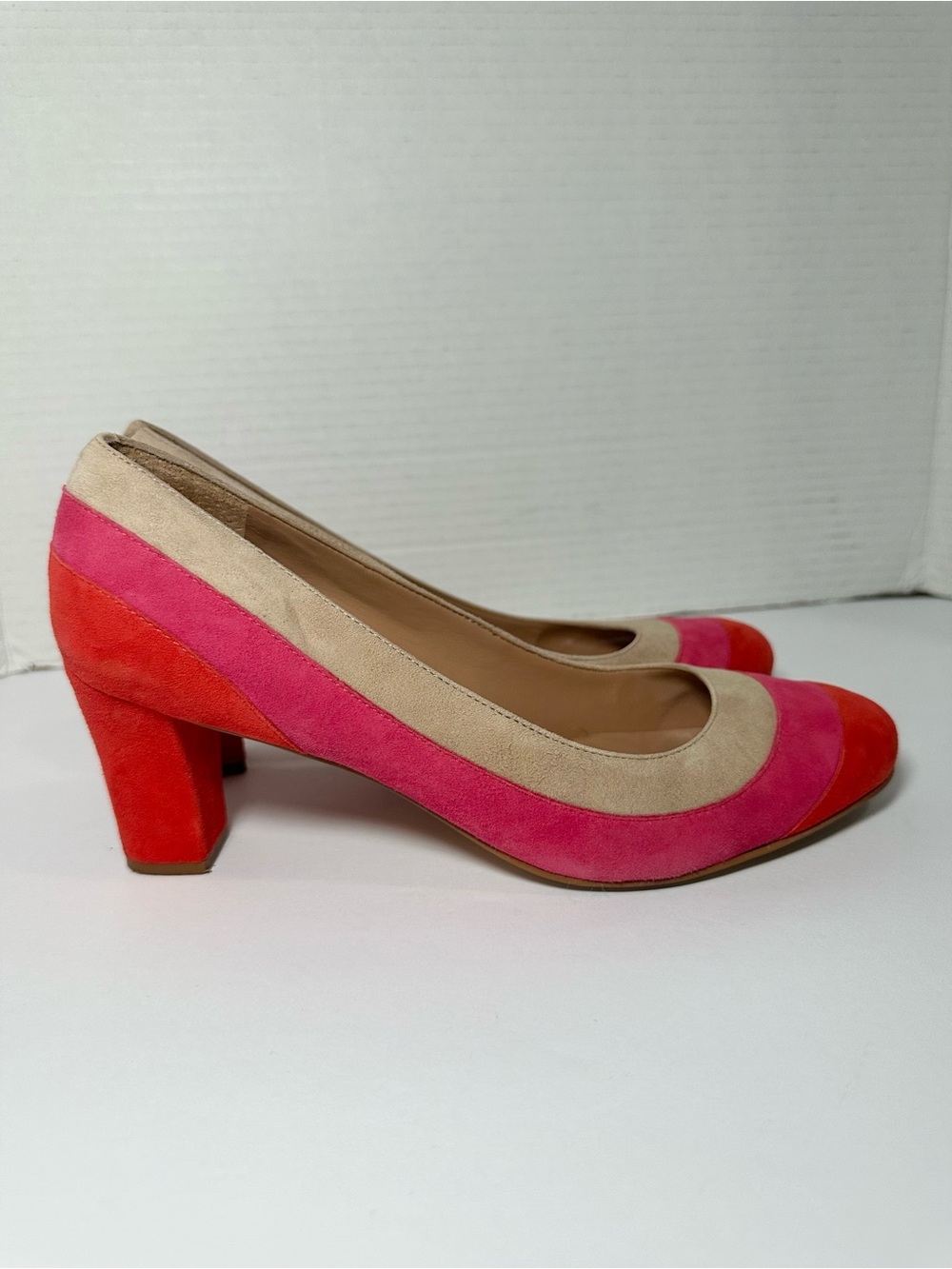 Talbots Women’s Orange Pink Beige Suede Stripe Retro Almond Toe Heel Pump-Size 8 - Picture 8 of 11